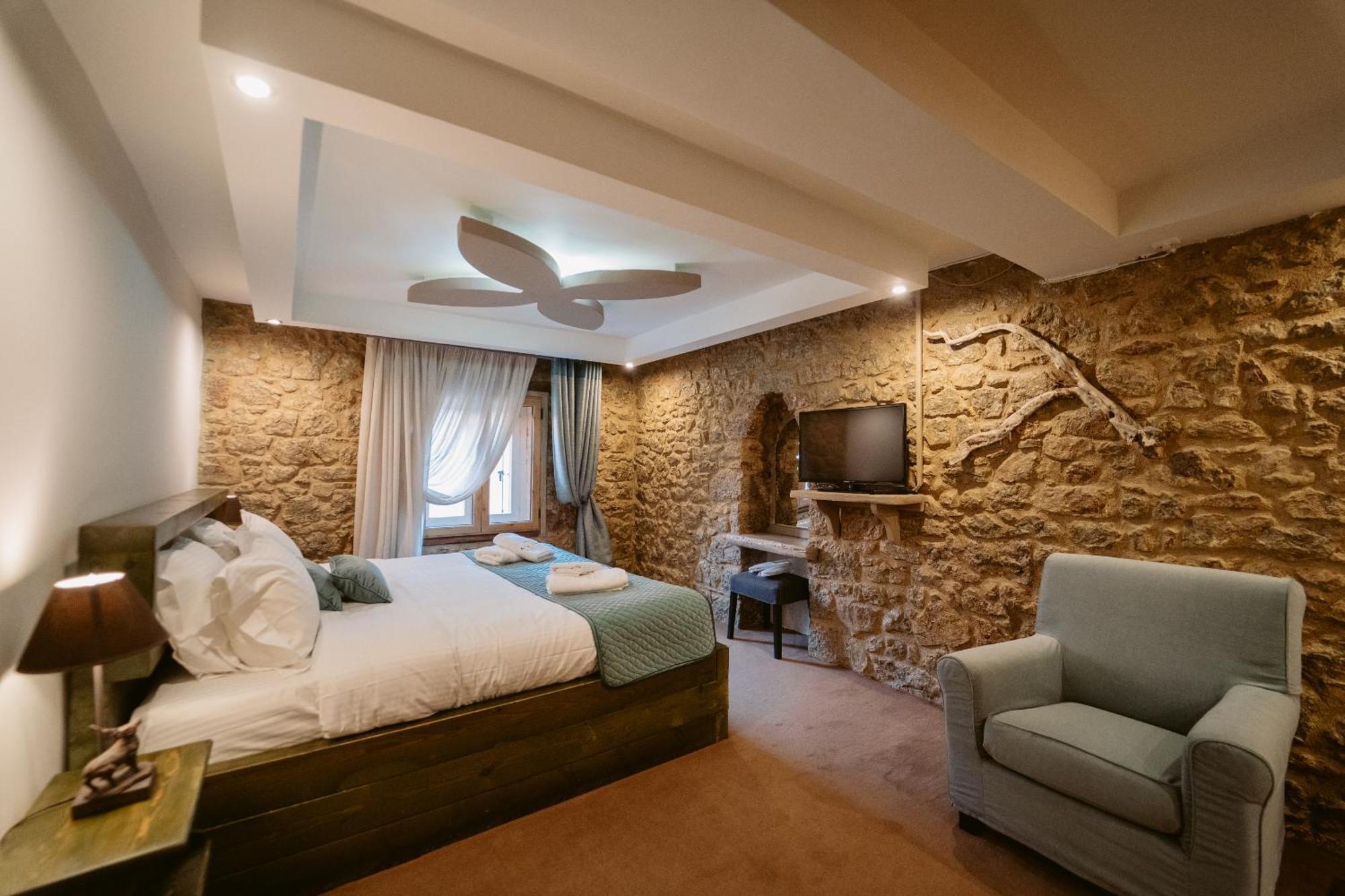 Afanos Guesthouse Arachova Cameră foto